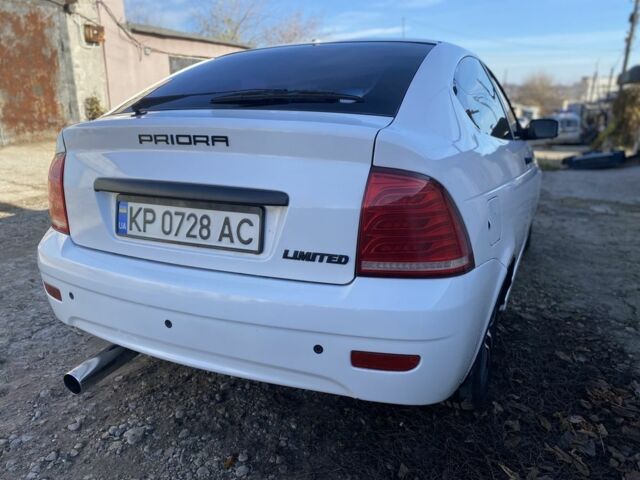 Білий ВАЗ 2172 Priora, об'ємом двигуна 1.6 л та пробігом 183 тис. км за 6200 $, фото 11 на Automoto.ua