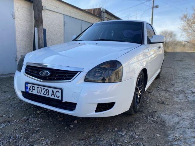 Білий ВАЗ 2172 Priora, об'ємом двигуна 1.6 л та пробігом 183 тис. км за 6200 $, фото 9 на Automoto.ua