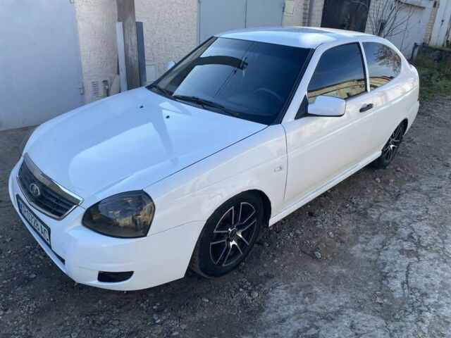 Білий ВАЗ 2172 Priora, об'ємом двигуна 1.6 л та пробігом 183 тис. км за 6200 $, фото 7 на Automoto.ua