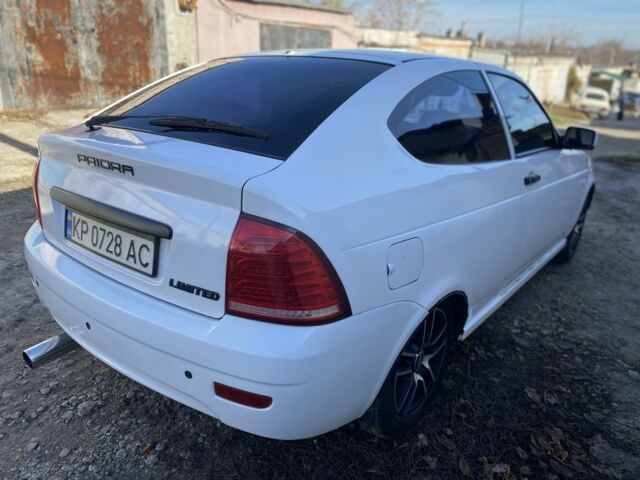 Білий ВАЗ 2172 Priora, об'ємом двигуна 1.6 л та пробігом 183 тис. км за 6200 $, фото 2 на Automoto.ua