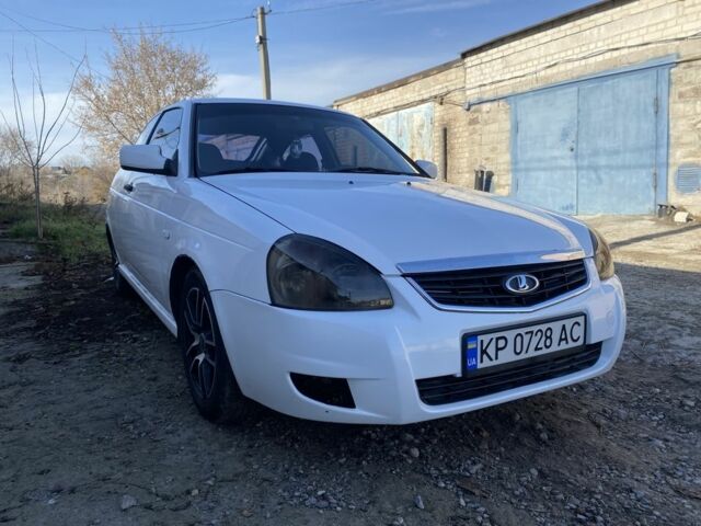 Білий ВАЗ 2172 Priora, об'ємом двигуна 1.6 л та пробігом 183 тис. км за 6200 $, фото 10 на Automoto.ua