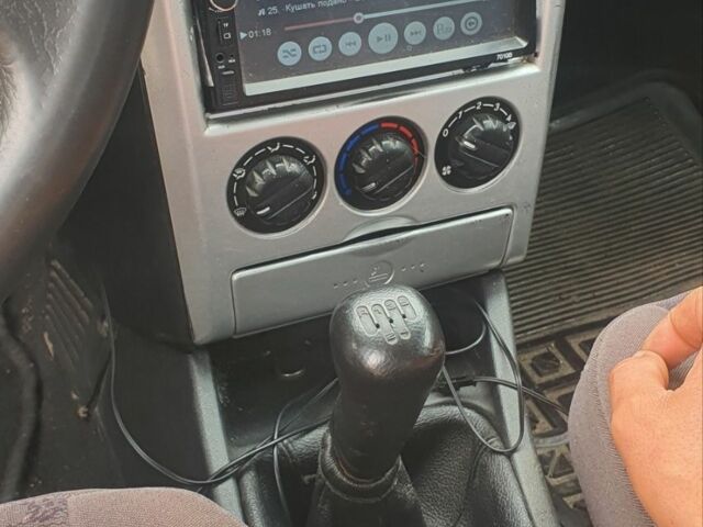 Белый ВАЗ 2172 Priora, объемом двигателя 1.6 л и пробегом 277 тыс. км за 1300 $, фото 4 на Automoto.ua