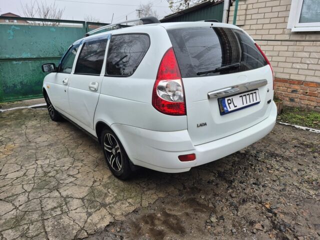 Белый ВАЗ 2172 Priora, объемом двигателя 0 л и пробегом 132 тыс. км за 3200 $, фото 3 на Automoto.ua