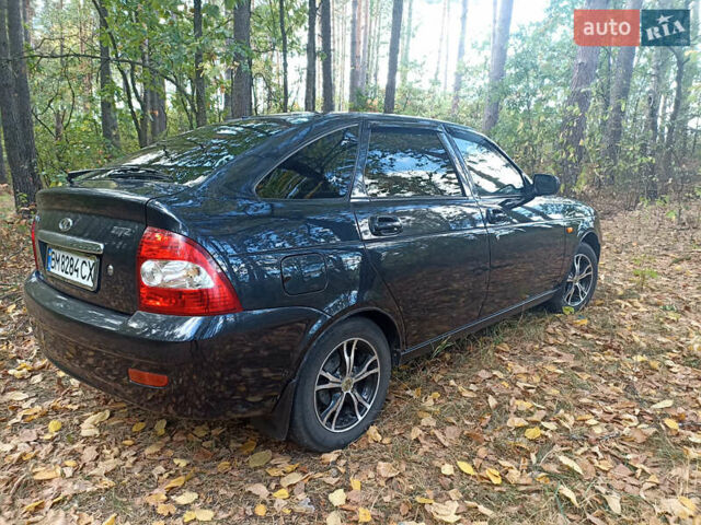 Черный ВАЗ 2172 Priora, объемом двигателя 1.6 л и пробегом 185 тыс. км за 3000 $, фото 3 на Automoto.ua