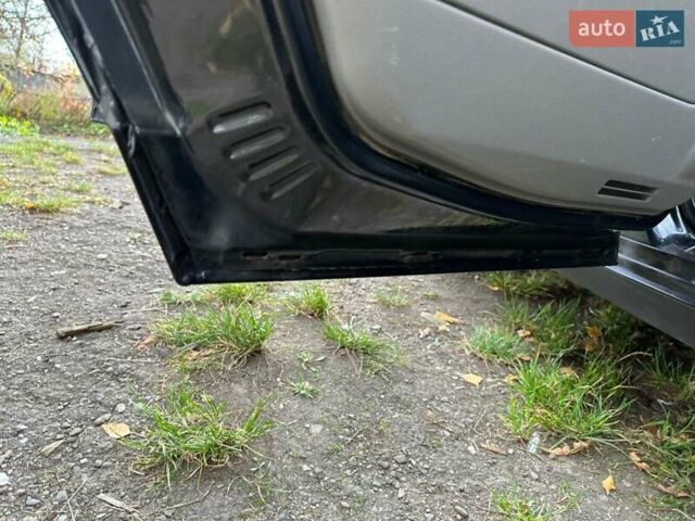 Черный ВАЗ 2172 Priora, объемом двигателя 1.6 л и пробегом 97 тыс. км за 2200 $, фото 6 на Automoto.ua