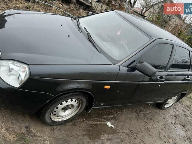 Черный ВАЗ 2172 Priora, объемом двигателя 1.6 л и пробегом 173 тыс. км за 2200 $, фото 1 на Automoto.ua