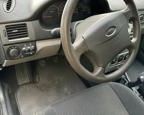 Черный ВАЗ 2172 Priora, объемом двигателя 1.6 л и пробегом 97 тыс. км за 2200 $, фото 4 на Automoto.ua