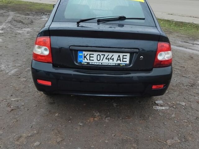 Чорний ВАЗ 2172 Priora, об'ємом двигуна 1.6 л та пробігом 111 тис. км за 1778 $, фото 2 на Automoto.ua