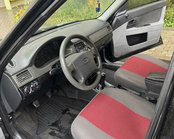 Черный ВАЗ 2172 Priora, объемом двигателя 1.6 л и пробегом 202 тыс. км за 1800 $, фото 21 на Automoto.ua