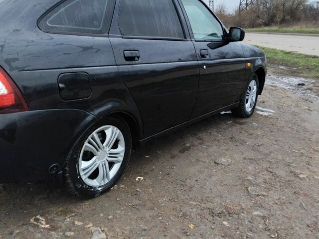 Чорний ВАЗ 2172 Priora, об'ємом двигуна 1.6 л та пробігом 111 тис. км за 1778 $, фото 1 на Automoto.ua