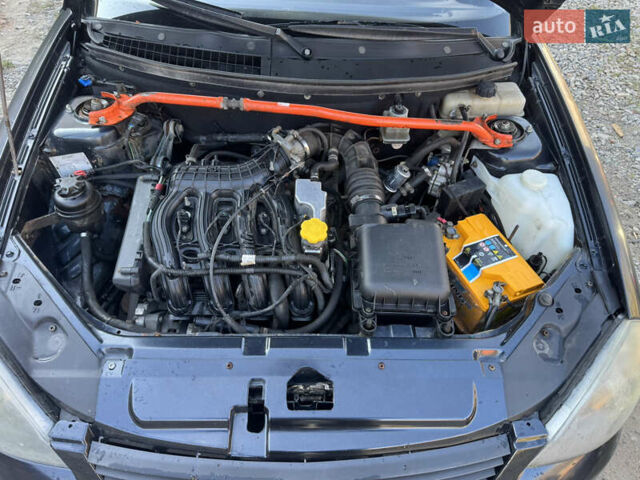 Чорний ВАЗ 2172 Priora, об'ємом двигуна 1.6 л та пробігом 150 тис. км за 2000 $, фото 11 на Automoto.ua