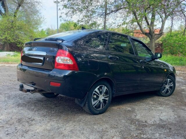 Черный ВАЗ 2172 Priora, объемом двигателя 1.6 л и пробегом 180 тыс. км за 2950 $, фото 3 на Automoto.ua