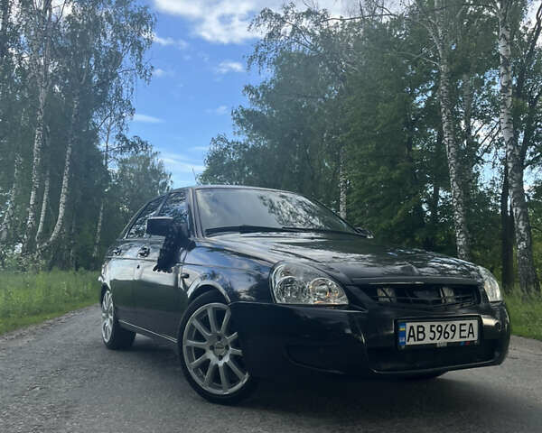 Черный ВАЗ 2172 Priora, объемом двигателя 1.6 л и пробегом 355 тыс. км за 1700 $, фото 7 на Automoto.ua