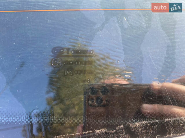 Черный ВАЗ 2172 Priora, объемом двигателя 1.6 л и пробегом 130 тыс. км за 2000 $, фото 42 на Automoto.ua