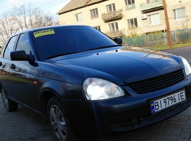 Черный ВАЗ 2172 Priora, объемом двигателя 1.6 л и пробегом 210 тыс. км за 1900 $, фото 4 на Automoto.ua