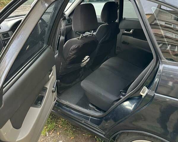 Черный ВАЗ 2172 Priora, объемом двигателя 1.6 л и пробегом 97 тыс. км за 1700 $, фото 11 на Automoto.ua