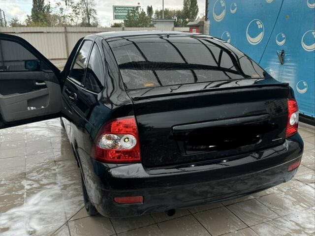 Чорний ВАЗ 2172 Priora, об'ємом двигуна 0 л та пробігом 2 тис. км за 2200 $, фото 1 на Automoto.ua