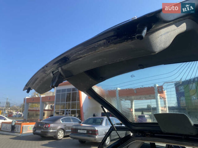 Черный ВАЗ 2172 Priora, объемом двигателя 1.6 л и пробегом 130 тыс. км за 2000 $, фото 19 на Automoto.ua