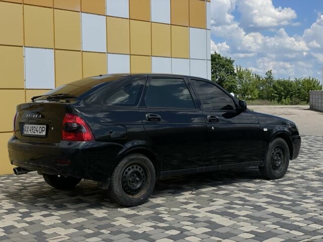 Черный ВАЗ 2172 Priora, объемом двигателя 1.6 л и пробегом 150 тыс. км за 3000 $, фото 6 на Automoto.ua