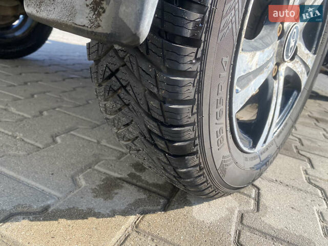 Черный ВАЗ 2172 Priora, объемом двигателя 1.6 л и пробегом 130 тыс. км за 2000 $, фото 46 на Automoto.ua