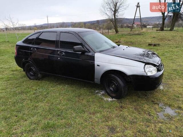 Черный ВАЗ 2172 Priora, объемом двигателя 1.6 л и пробегом 175 тыс. км за 1100 $, фото 2 на Automoto.ua