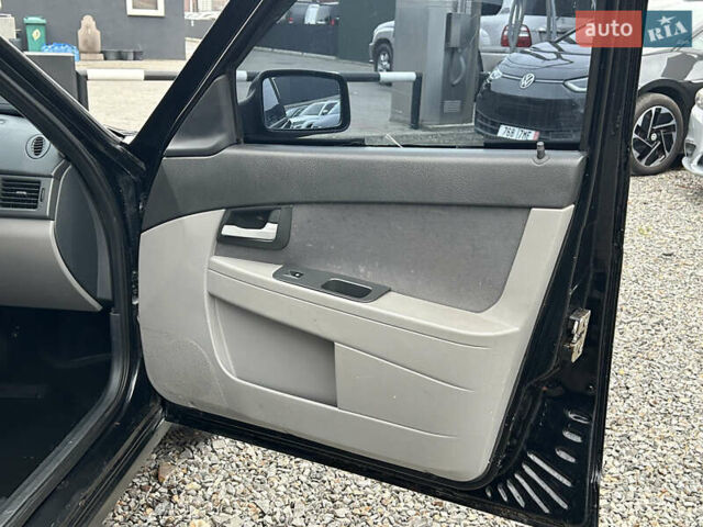 Чорний ВАЗ 2172 Priora, об'ємом двигуна 1.6 л та пробігом 146 тис. км за 1850 $, фото 12 на Automoto.ua