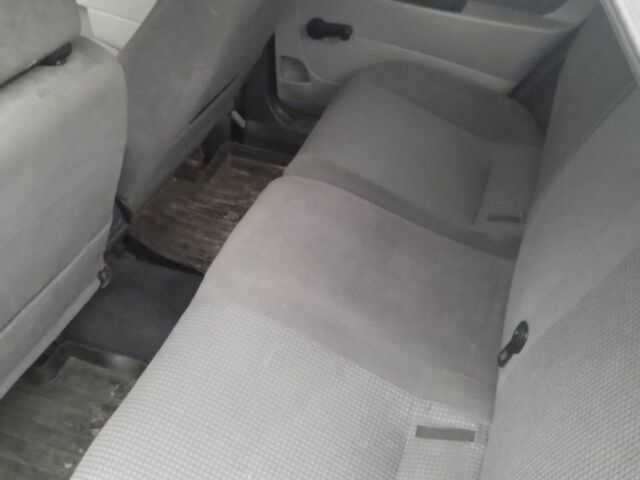 Черный ВАЗ 2172 Priora, объемом двигателя 1.6 л и пробегом 180 тыс. км за 2300 $, фото 7 на Automoto.ua