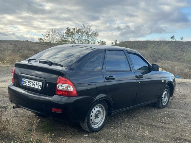 Чорний ВАЗ 2172 Priora, об'ємом двигуна 1.6 л та пробігом 200 тис. км за 2200 $, фото 2 на Automoto.ua