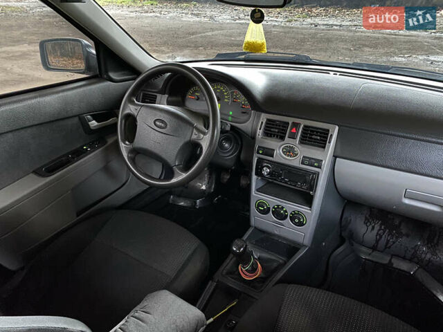 Черный ВАЗ 2172 Priora, объемом двигателя 1.6 л и пробегом 146 тыс. км за 1950 $, фото 12 на Automoto.ua