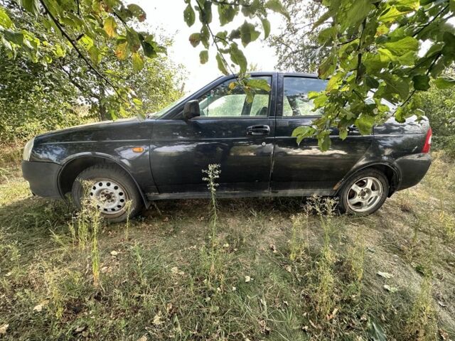 Чорний ВАЗ 2172 Priora, об'ємом двигуна 1.6 л та пробігом 250 тис. км за 1000 $, фото 6 на Automoto.ua