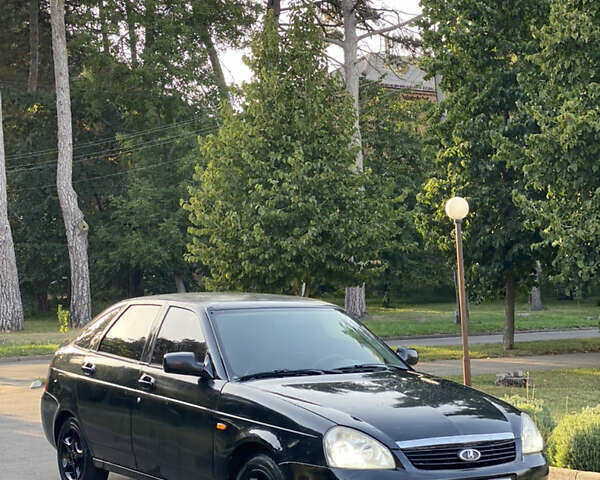 Чорний ВАЗ 2172 Priora, об'ємом двигуна 1.6 л та пробігом 200 тис. км за 1600 $, фото 1 на Automoto.ua