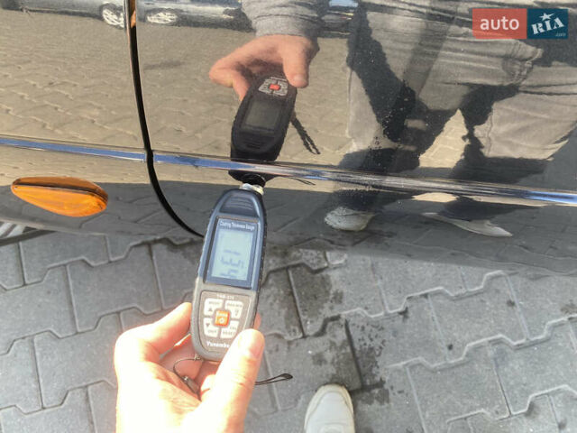 Черный ВАЗ 2172 Priora, объемом двигателя 1.6 л и пробегом 130 тыс. км за 2000 $, фото 38 на Automoto.ua