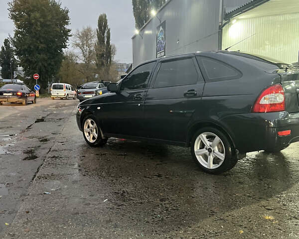 Чорний ВАЗ 2172 Priora, об'ємом двигуна 1.6 л та пробігом 245 тис. км за 2950 $, фото 5 на Automoto.ua