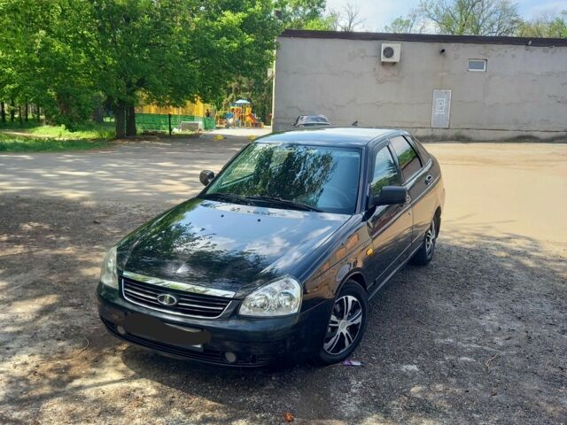 Черный ВАЗ 2172 Priora, объемом двигателя 1.6 л и пробегом 180 тыс. км за 2950 $, фото 1 на Automoto.ua