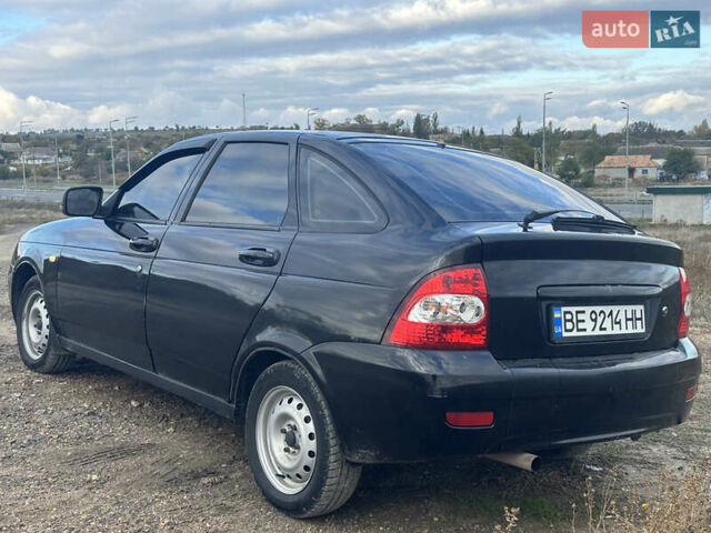 Чорний ВАЗ 2172 Priora, об'ємом двигуна 1.6 л та пробігом 200 тис. км за 2200 $, фото 2 на Automoto.ua