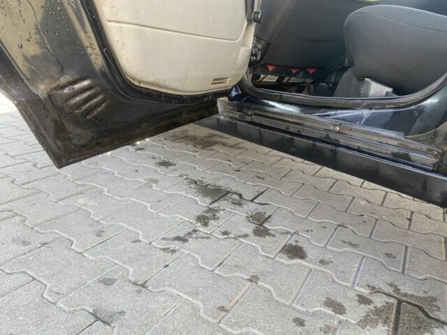 Черный ВАЗ 2172 Priora, объемом двигателя 1.6 л и пробегом 134 тыс. км за 2000 $, фото 14 на Automoto.ua