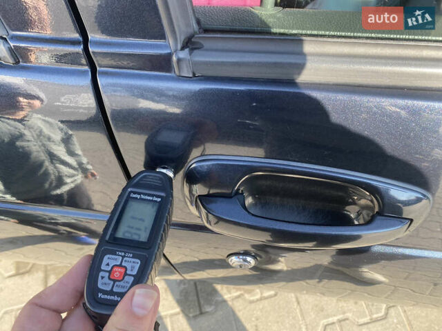 Черный ВАЗ 2172 Priora, объемом двигателя 1.6 л и пробегом 130 тыс. км за 2000 $, фото 31 на Automoto.ua