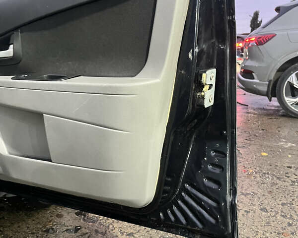 Чорний ВАЗ 2172 Priora, об'ємом двигуна 1.6 л та пробігом 245 тис. км за 2950 $, фото 18 на Automoto.ua