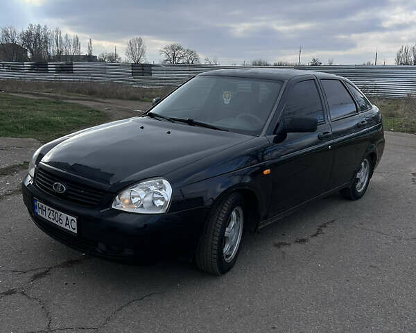 Черный ВАЗ 2172 Priora, объемом двигателя 1.6 л и пробегом 217 тыс. км за 2500 $, фото 1 на Automoto.ua