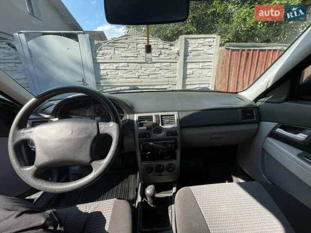 Черный ВАЗ 2172 Priora, объемом двигателя 1.6 л и пробегом 162 тыс. км за 3000 $, фото 12 на Automoto.ua