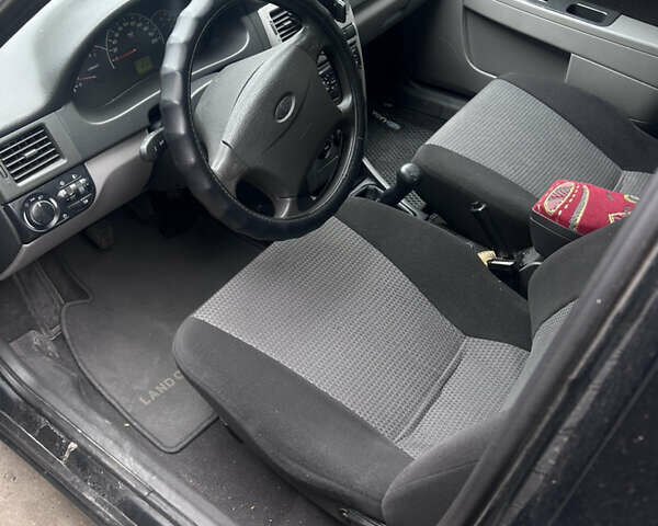 Черный ВАЗ 2172 Priora, объемом двигателя 1.6 л и пробегом 217 тыс. км за 2500 $, фото 11 на Automoto.ua