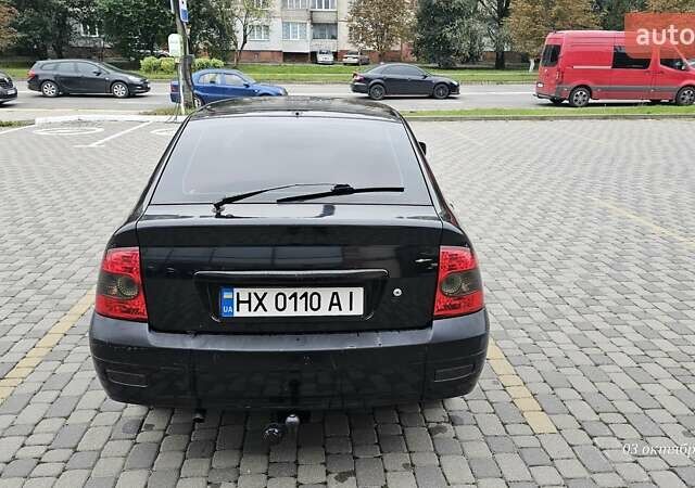 Черный ВАЗ 2172 Priora, объемом двигателя 1.6 л и пробегом 142 тыс. км за 1900 $, фото 7 на Automoto.ua