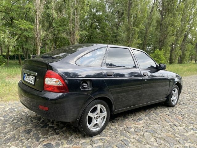 Черный ВАЗ 2172 Priora, объемом двигателя 1.6 л и пробегом 195 тыс. км за 2450 $, фото 4 на Automoto.ua