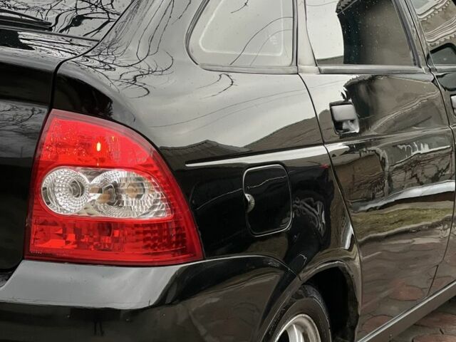 Чорний ВАЗ 2172 Priora, об'ємом двигуна 1.6 л та пробігом 95 тис. км за 3100 $, фото 13 на Automoto.ua
