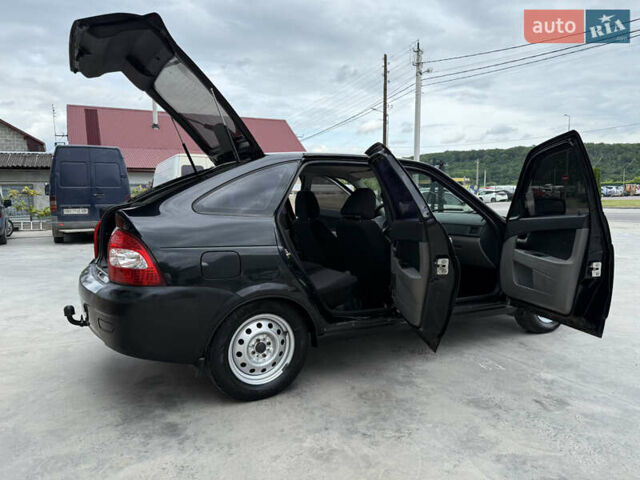 Черный ВАЗ 2172 Priora, объемом двигателя 1.6 л и пробегом 207 тыс. км за 2150 $, фото 30 на Automoto.ua