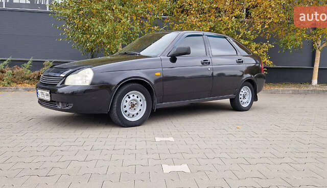 Чорний ВАЗ 2172 Priora, об'ємом двигуна 1.6 л та пробігом 185 тис. км за 2600 $, фото 1 на Automoto.ua