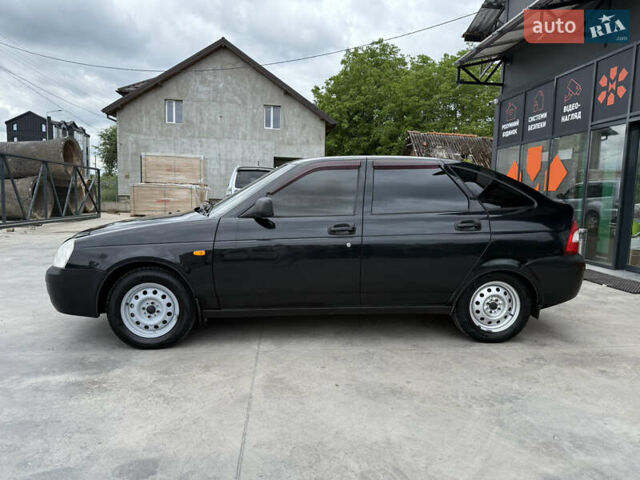 Черный ВАЗ 2172 Priora, объемом двигателя 1.6 л и пробегом 207 тыс. км за 2150 $, фото 4 на Automoto.ua