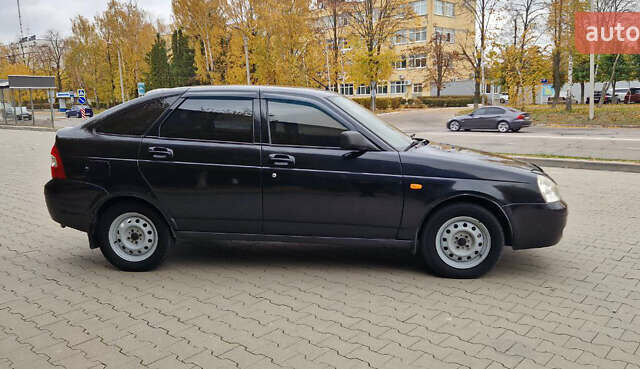 Чорний ВАЗ 2172 Priora, об'ємом двигуна 1.6 л та пробігом 185 тис. км за 2600 $, фото 5 на Automoto.ua