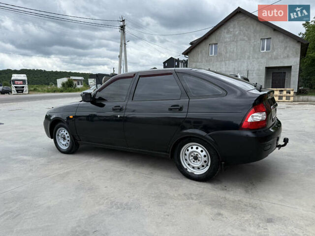 Черный ВАЗ 2172 Priora, объемом двигателя 1.6 л и пробегом 207 тыс. км за 2150 $, фото 6 на Automoto.ua