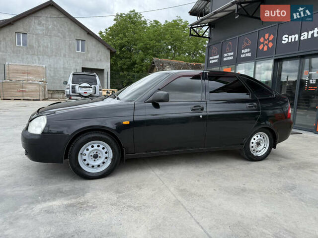 Черный ВАЗ 2172 Priora, объемом двигателя 1.6 л и пробегом 207 тыс. км за 2150 $, фото 3 на Automoto.ua